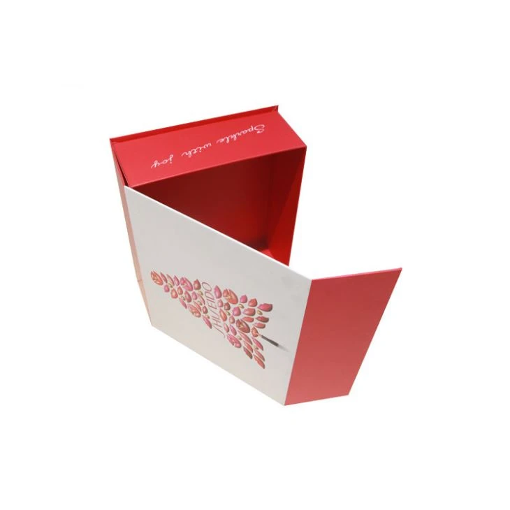 Flip Top Box With Magnetic Closure